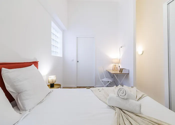1 Bdr Duplex Downtown - Ac Апартаменты