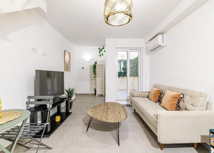 1 Bdr Duplex Downtown - Ac Ницца