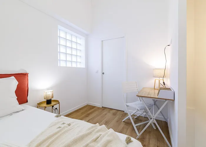 1 Bdr Duplex Downtown - Ac Ницца