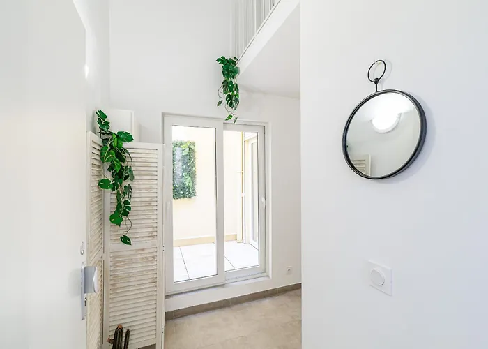 1 Bdr Duplex Downtown - Ac Ницца