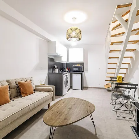 1 Bdr Duplex Downtown - Ac Lägenhet *