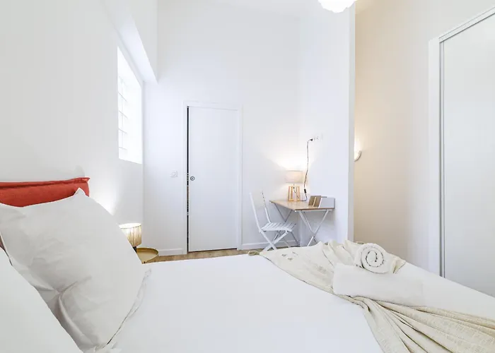 アパート 1 Bdr Duplex Downtown - Ac ニース